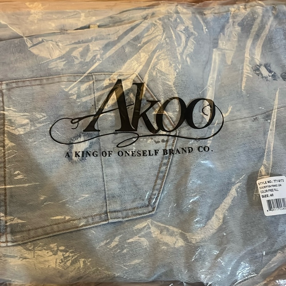 Brand new urban jeans never worn still in package size 40 mens